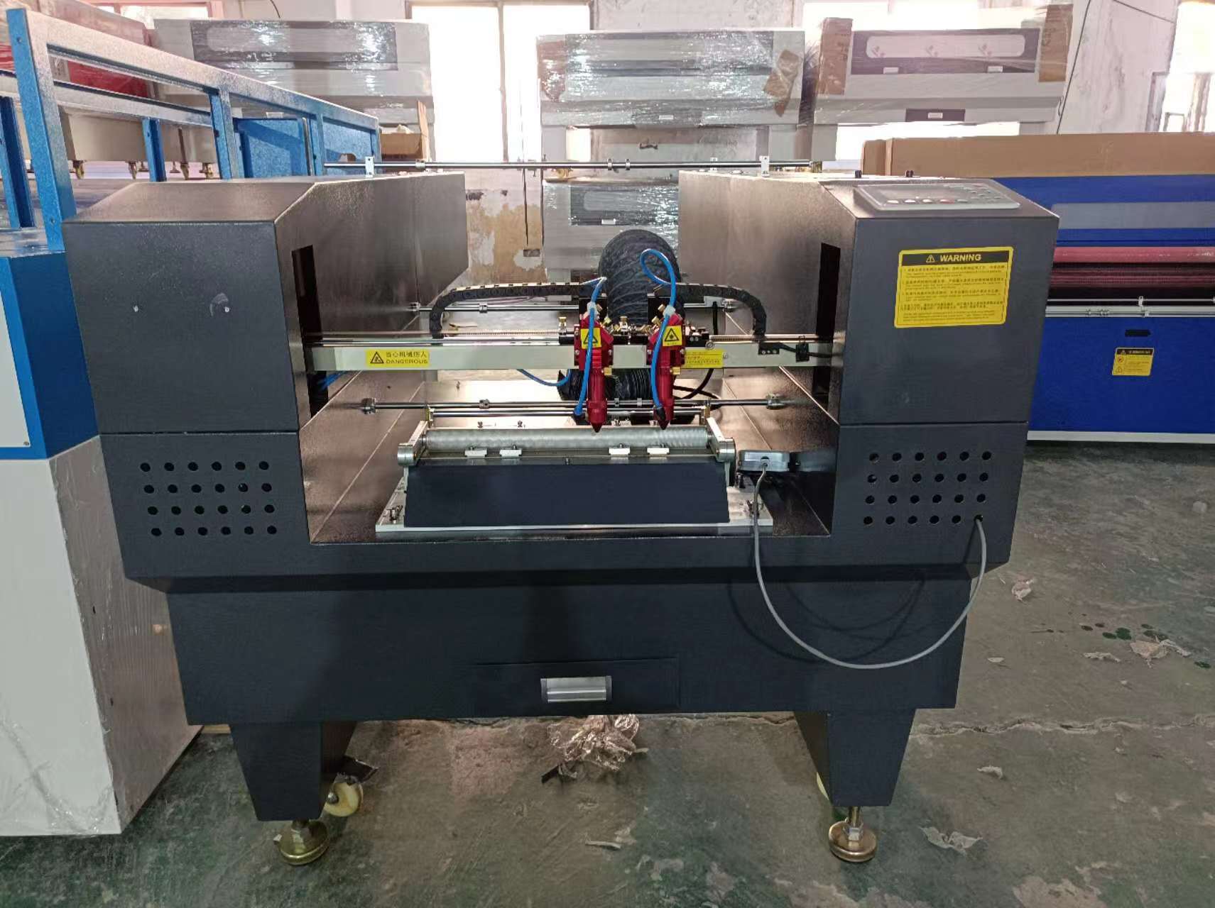 MÁY CẮT CHUYÊN DỤNG YX - 6040